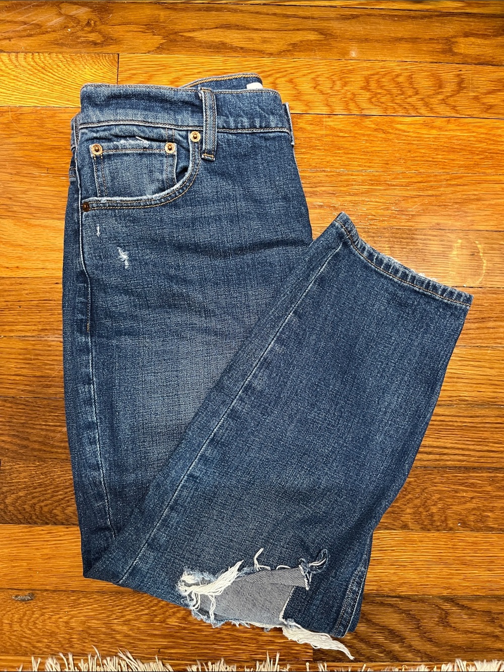 Abercrombie & Fitch Women's Straight Leg Dark Blue Jeans The Mom short XS